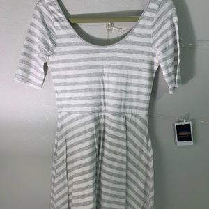 Scoop neck dress